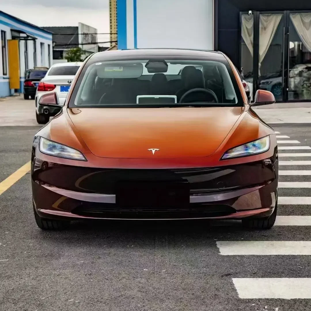 

Супер глянцевая металлическая виниловая пленка, автомобильные наклейки на заказ, черный, красный, золотой цвет, прочный, водонепроницаемый для украшения кузова автомобиля