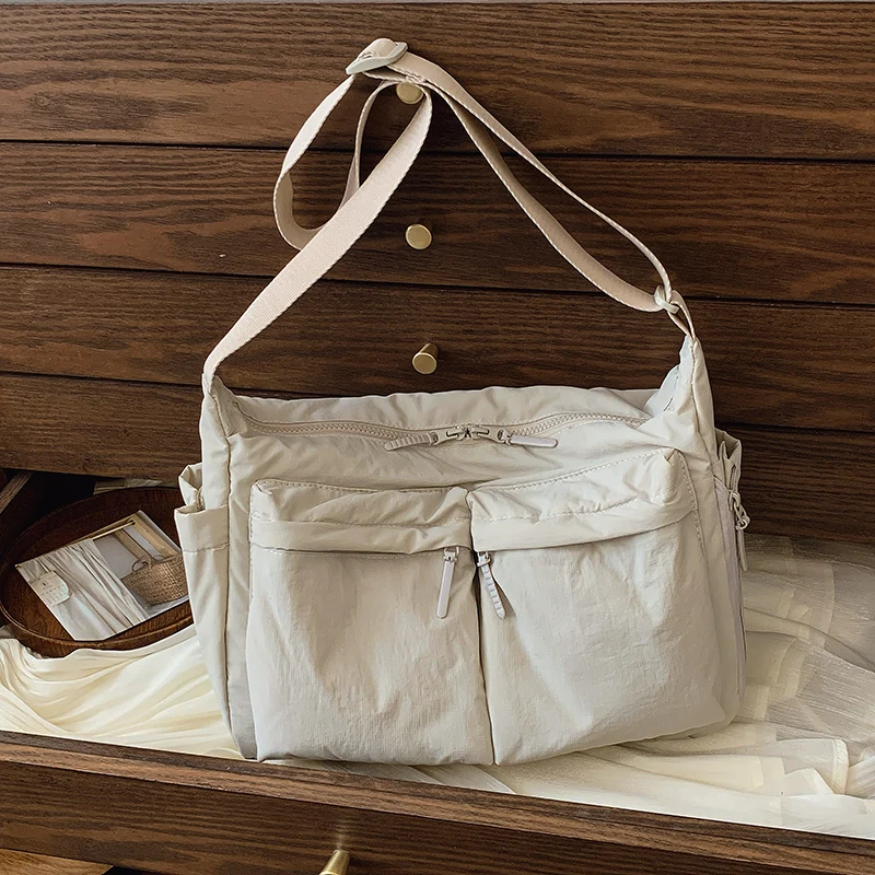 Multi-pocket Design Messenger Bag Casual Lightweight Nylon Shoulder Bags for Women Daily Large Capacity Shopping Crossbody Bag