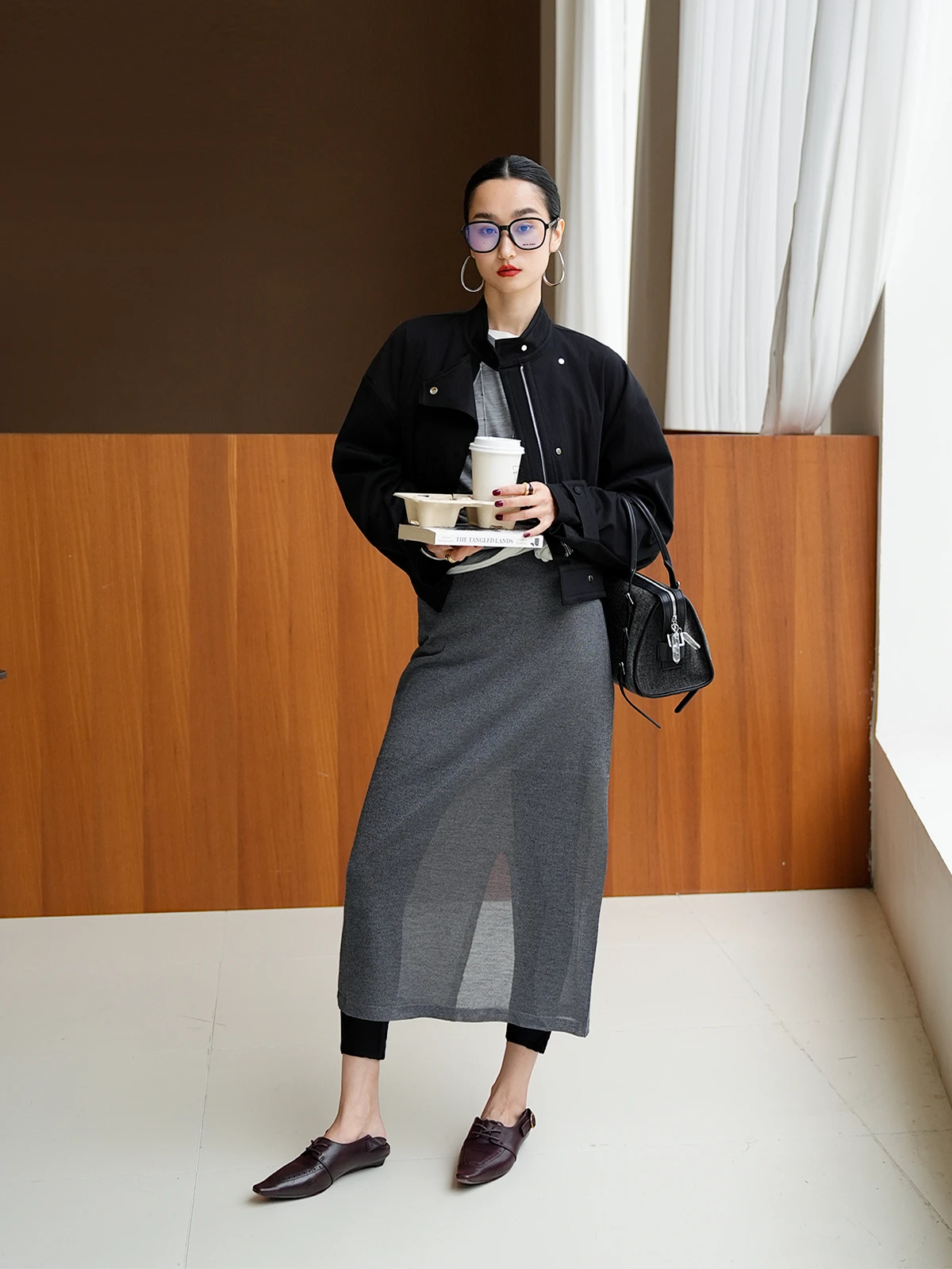 

Высококачественная трикотажная юбка из смесового полиэстера с регенерированным волокном, дышащая, эстетичная, легкая, с высокой талией.