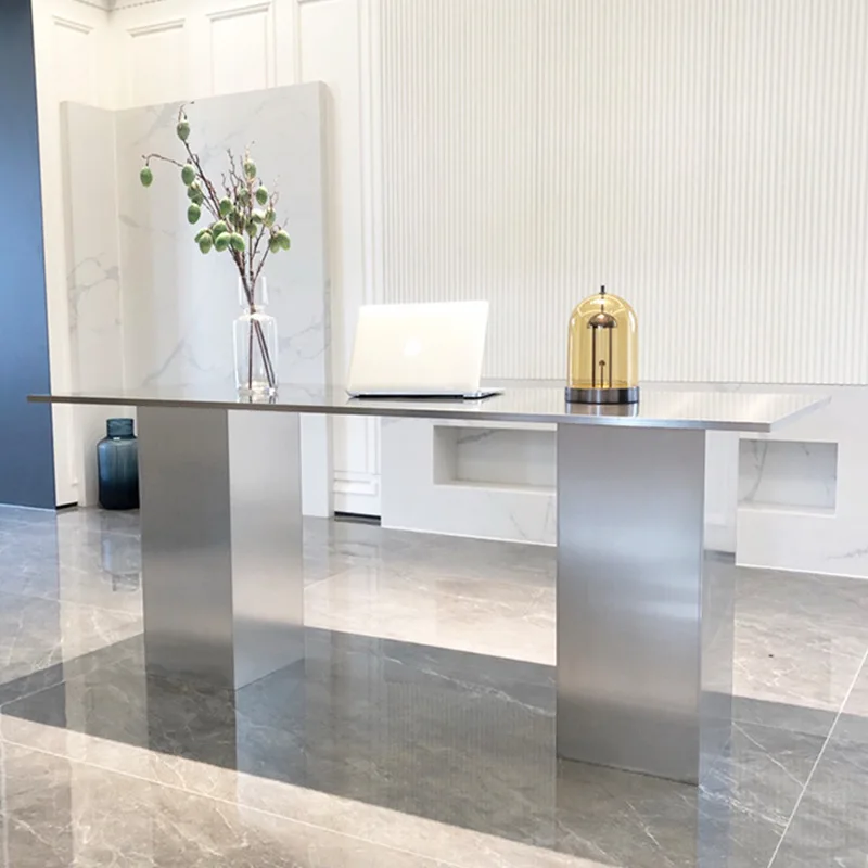 LH clothing store Nakajima display table Industrial style Stainless steel display table in the middle