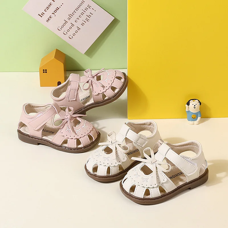 Summer Children Embroidered Sandals Cut-outs Toddlers Toes-covered Shoes for Girls Non Slip First Walkers Kids Bow Flat Sandals