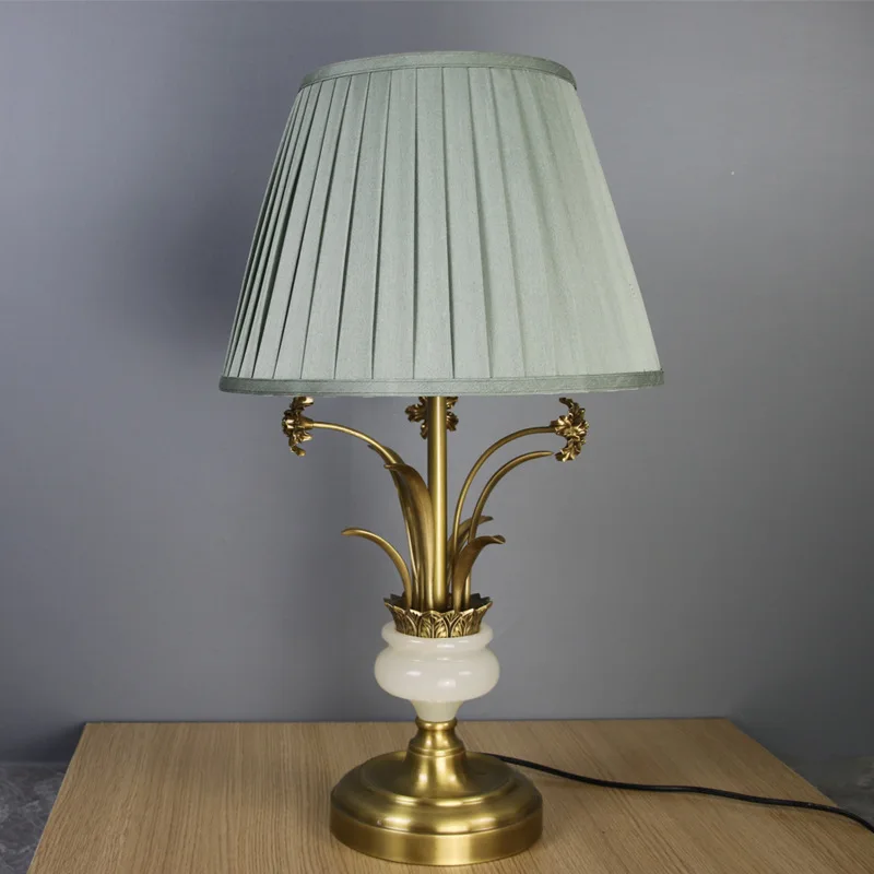 All-copper floor lamp living room bedroom bedside decorative table lamp simple light luxury