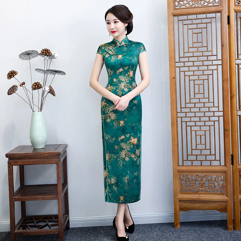 Yourqipao Summer 2023 Green Cheongsam Long Dignified Catwalk Show Elegant Qipao Chinese Traditional Evening Dress for Women