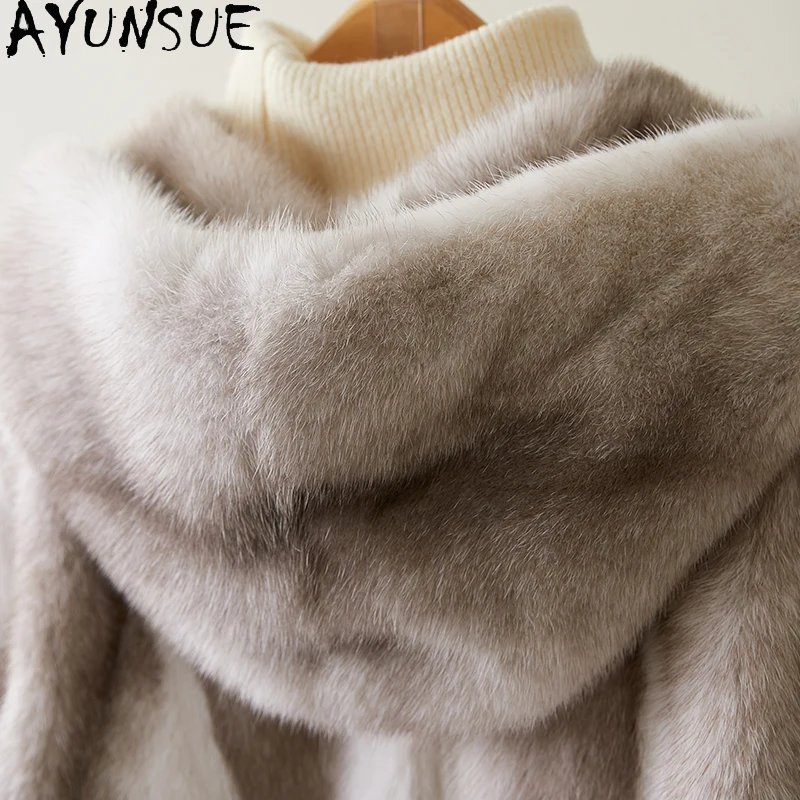 เสื้อโค้ทขนมิงค์ AYUNSUE สำหรับผู้หญิง เสื้อผ้าหรูหรา ขนแท้จากธรรมชาติ เสื้อโค้ทขนมิงค์อุ่นๆ สำหรับฤดูหนาว ความยาวปานกลาง รุ่น 2025