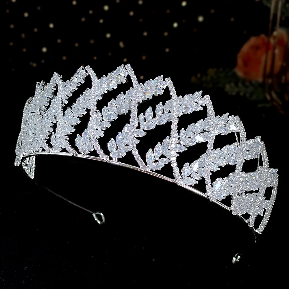 CC Bridal Crown Women Hair Accessories Wedding Jewelry Engagement Headpiece Shining Crystal Leaf Shape Tiaras and Crowns YQ255