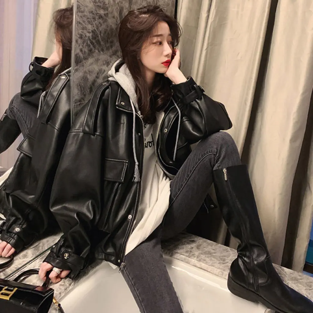 Jaqueta de couro PU preta feminina forrada de lã estilo motociclista curto primavera outono moda conjunto de duas peças