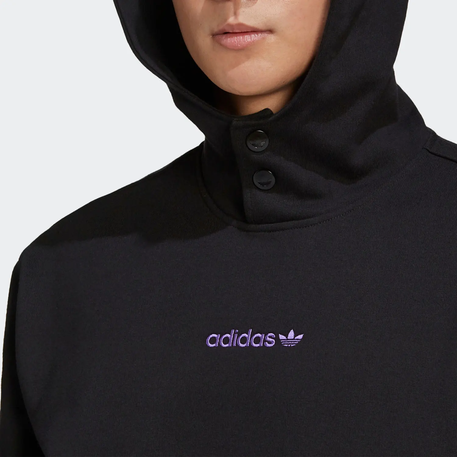 هوديي رياضي فضفاض للرجال من Adidas Official Original Three Stripes HN0381