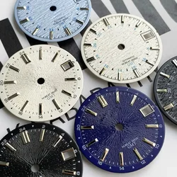 The new NH34 dial has a 28.5mm sand line striped nail surface Grand suitable for GMT four needle retro NH34 mechanical m