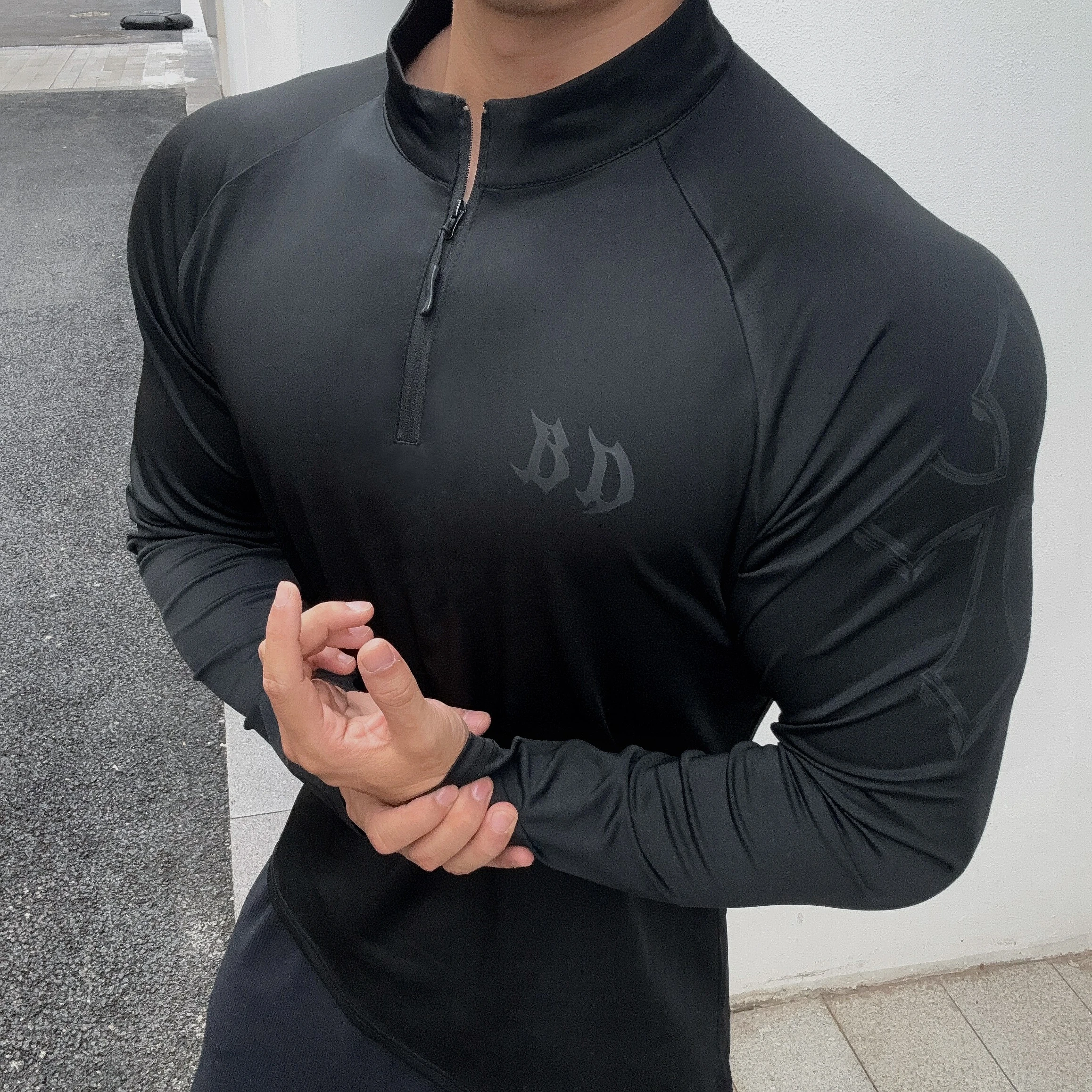 اللياقة البدنية تي شيرت طويل الرجال تمتد التجفيف السريع اللياقة البدنية دعوى الربيع والخريف منتج جديد تشغيل نصف سستة الدراجات تي شيرت