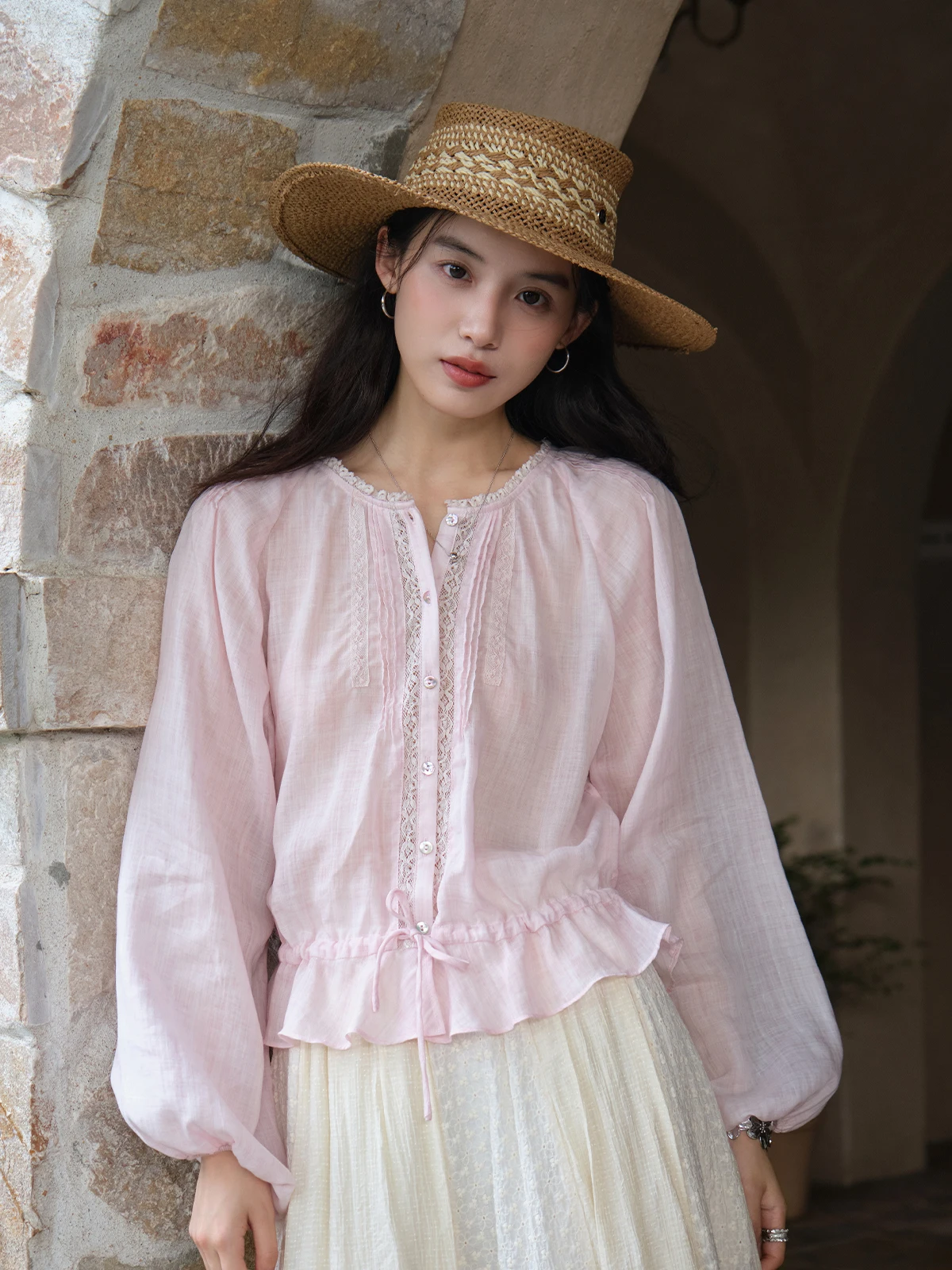 

Женская блузка Botanique Plant Science Cr из пенькового лиоцелла с кружевом, круглым вырезом, на пуговицах, с длинными рукавами, свободного кроя, для повседневной носки