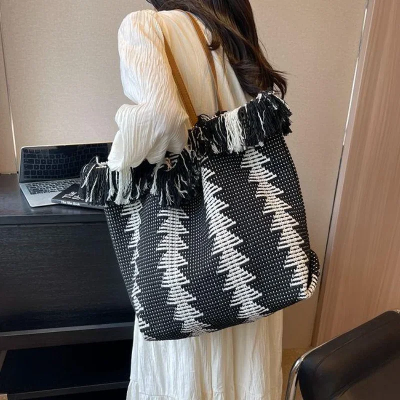 Casual Top-Handle Bags Large Tote Beach Bag Shopping Bags Underarm Shoulder Bag Female Commute Women Handbags Tote Bags