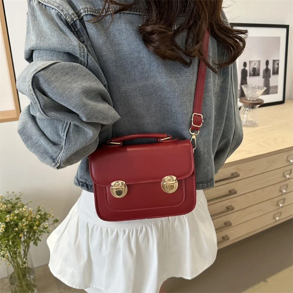 

Trendy Retro College Style PU Leather Bag Elegant Simple Solid Color Shoulder Bag Square Shape Travel Outing Bag