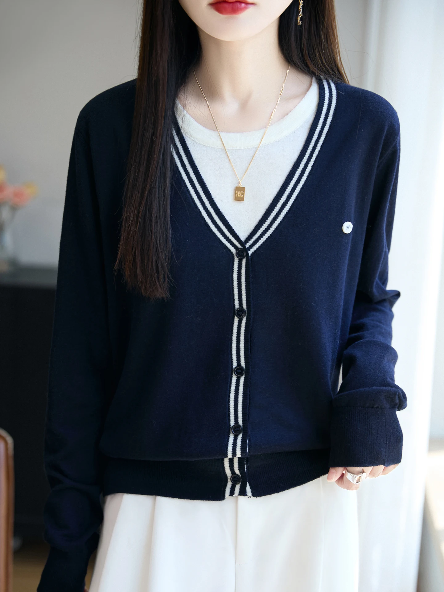 

NewWomen's False Two-Piece Wool Sweater O-Neck Pullover V-Neck Cardigan Autumn Winter Stripe Knitwear Top Leisure Exquisite Coat