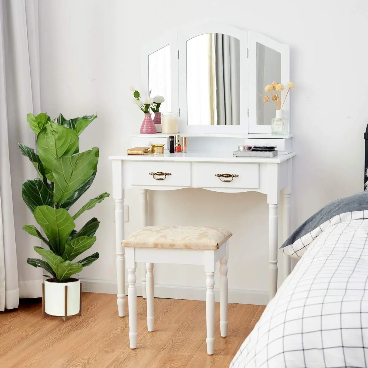 

Белый туалетный столик с тройным зеркалом, 4 ящиками и мягким стулом для спальни и ванной комнаты, на заказ