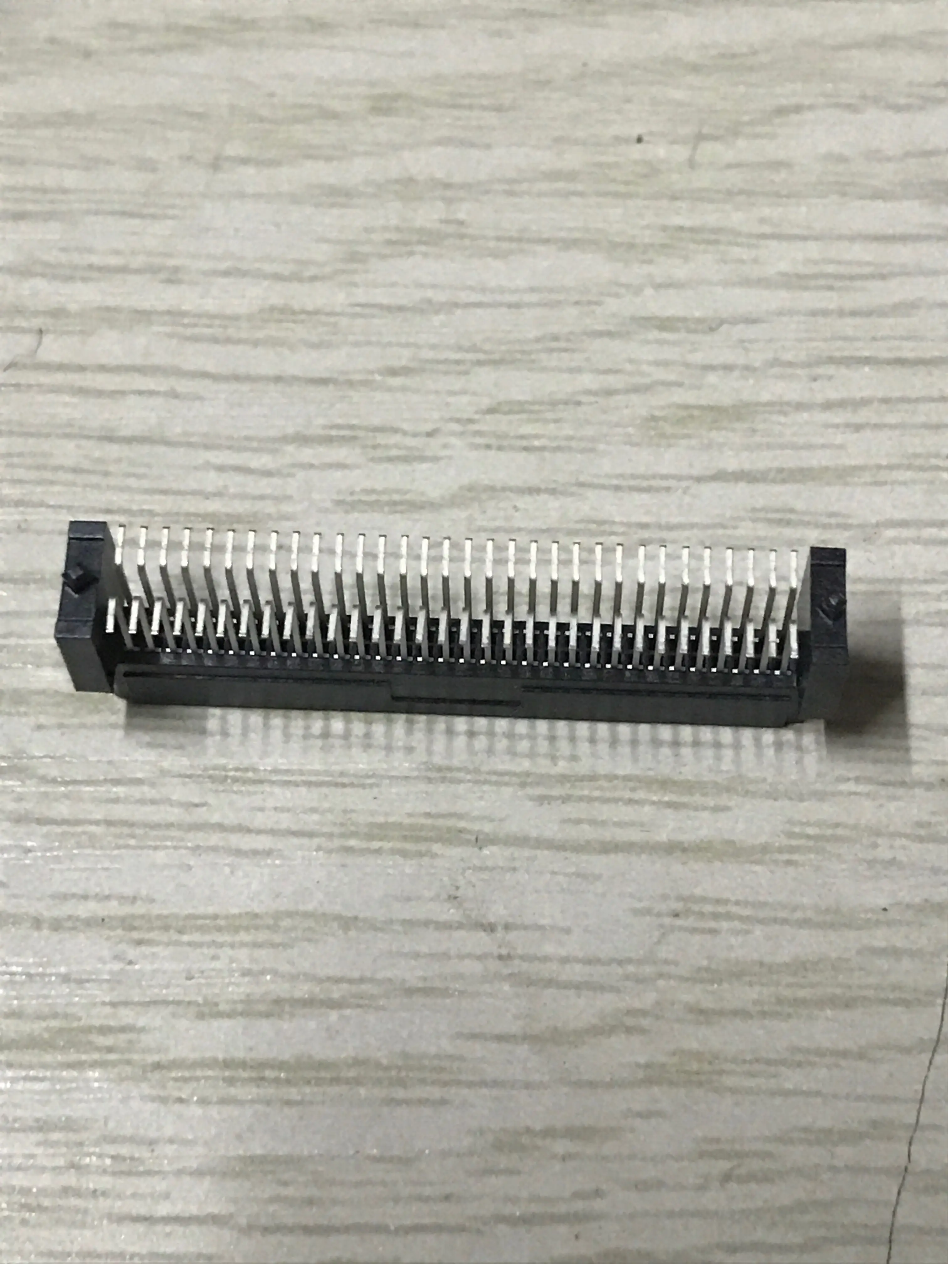 5pcs 5120524-1 Original TE/ Tyco AMP 64pin 1.0mm pitch 10.37H board to board connector