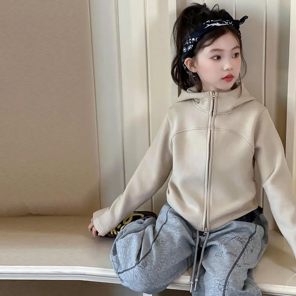 

Kawaii Girl Fashion Zip-Up Jacket Sports Pants Set Student Autumn Casual Tops Coat Wide-Leg Pants 2-Piece Set Children Clothing