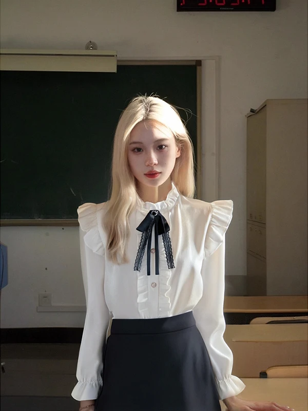 

Elegant Women's Shirt And Shorts Set Black Lace Trim Top Spring Autumn Fashion Two-Piece Suit Ladylike Style Polyester Fabric