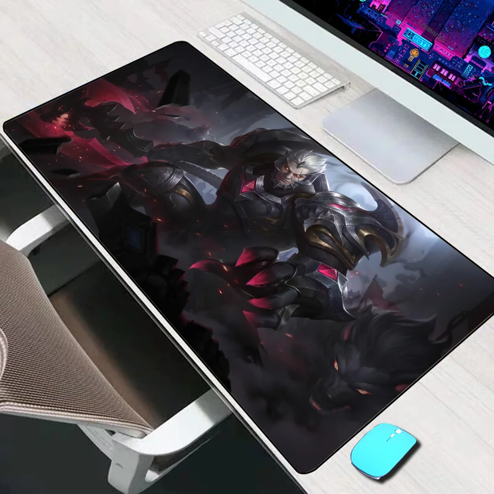 League of Legends Darius Large Mouse Pad Gaming Accessories Mouse Mat Laptop Keyboard Mat PC Gamer Desk Pad Computer Mousepad