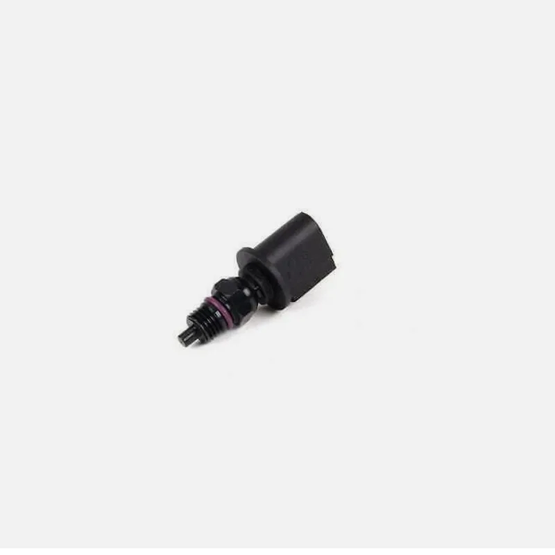 A/C Temperature Sensor For Audi Q7 VW Touareg Porsche Cayenne 7L6907543A Used