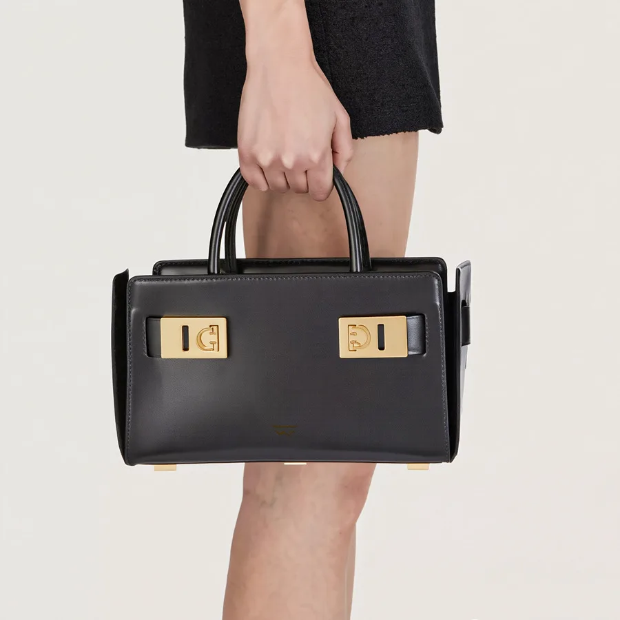 Vintage Luxury Diaper Bag For Women Designer Crossbody Handbag Elegant Leather Tote Minimalist Original Large Capacity Bag
