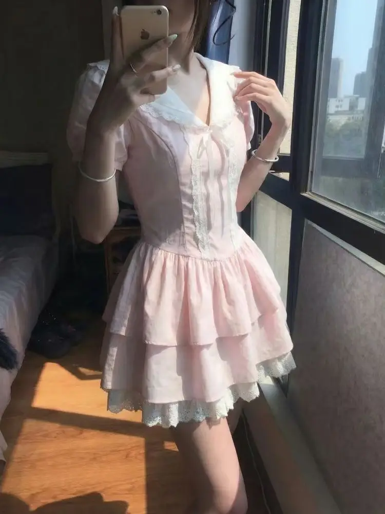 

COALFELL Sweet and adorable short skirt summer lace-edged fitted and slimming cake dress