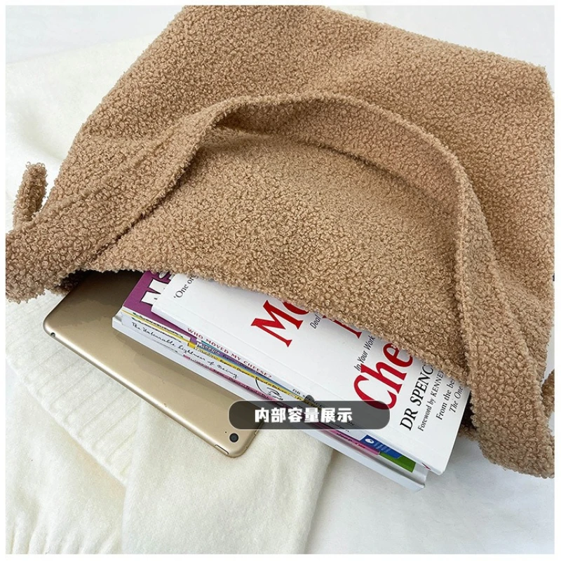 Модная сумка на плечо из искусственной овчины, большая вместимость, однотонная, Toto, мягкая, зимняя