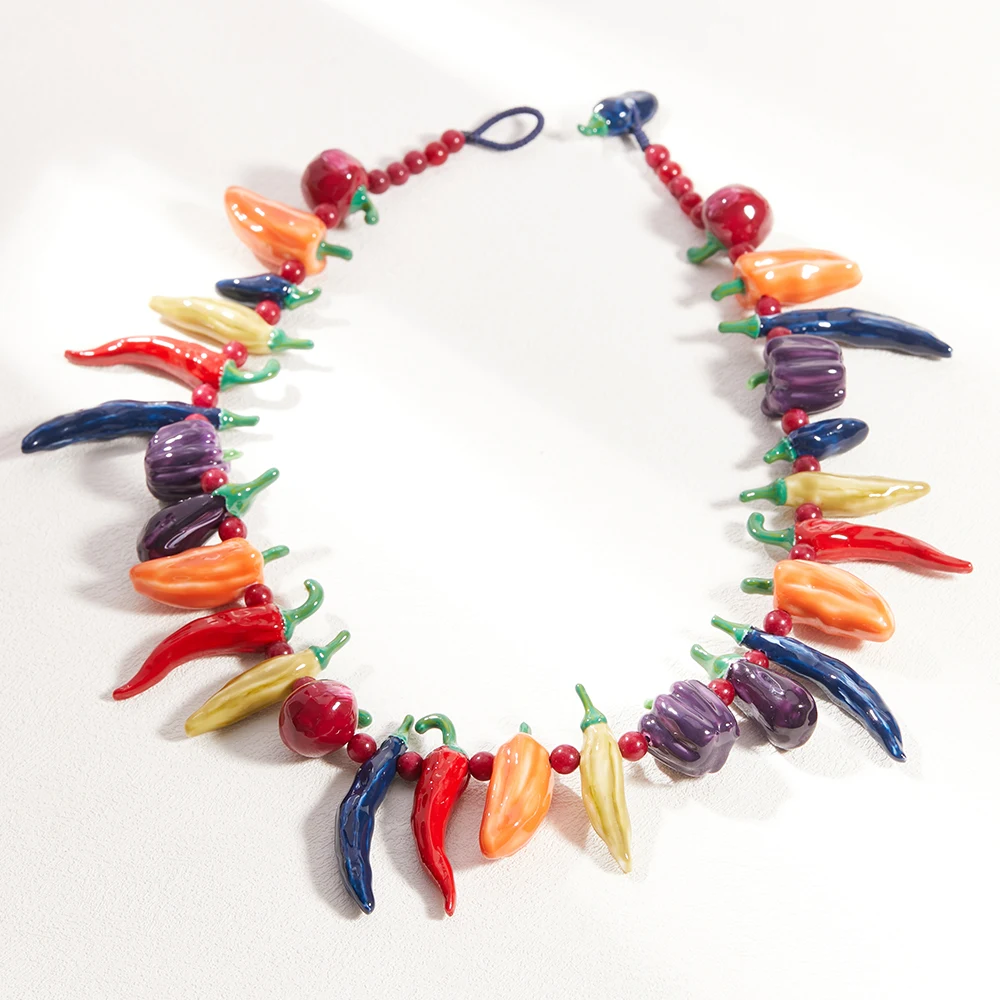 

2025 New Handmade Beaded Plant Necklace Acrylic Countryside Style Color Pure Hand Handdrawn jewelry free shipping