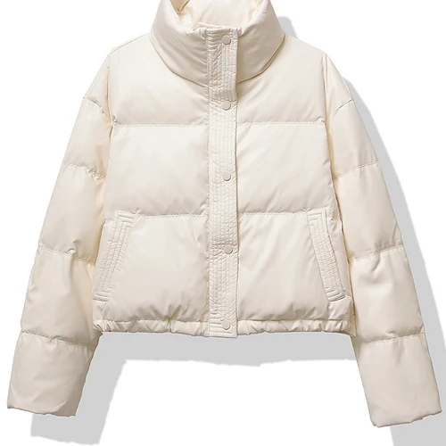 أسفل المعاطف