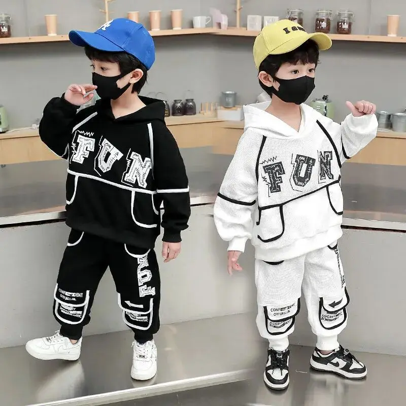 

Boys Sweater Set 2023 New Spring and Autumn Korean Edition Children's Sports and Leisure Set Boys' Baby Top and Pants 2 Pieces