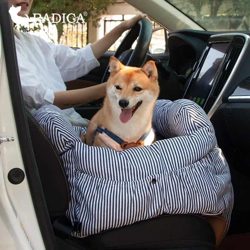 Pet car nest four seasons universal portable dog safety seat