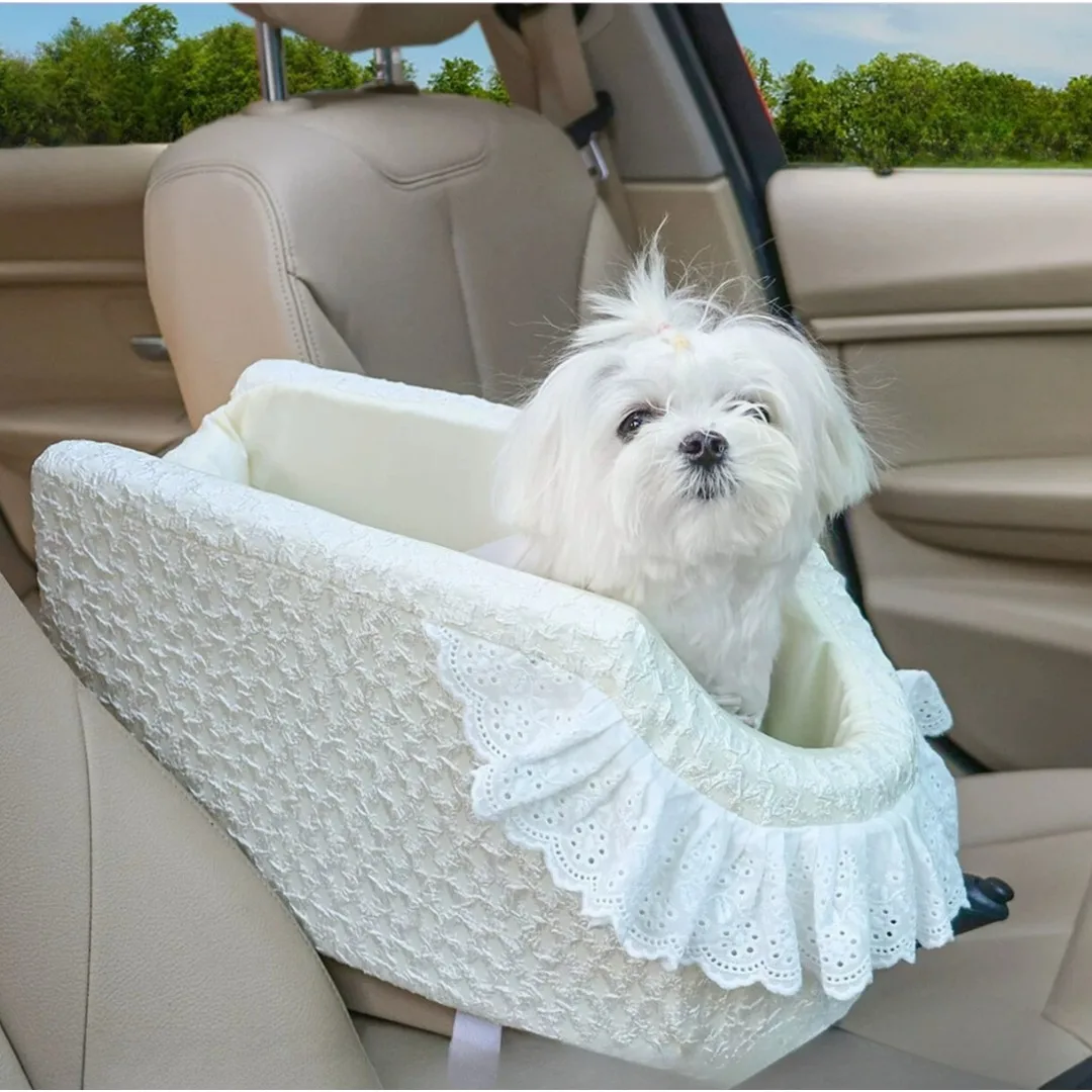 

Dog Central Console Car Seat with Lace Ruffle – Anti-Collapse Puppy Booster Seat for Car Armrest – Breathable Pet Cotton Carrier