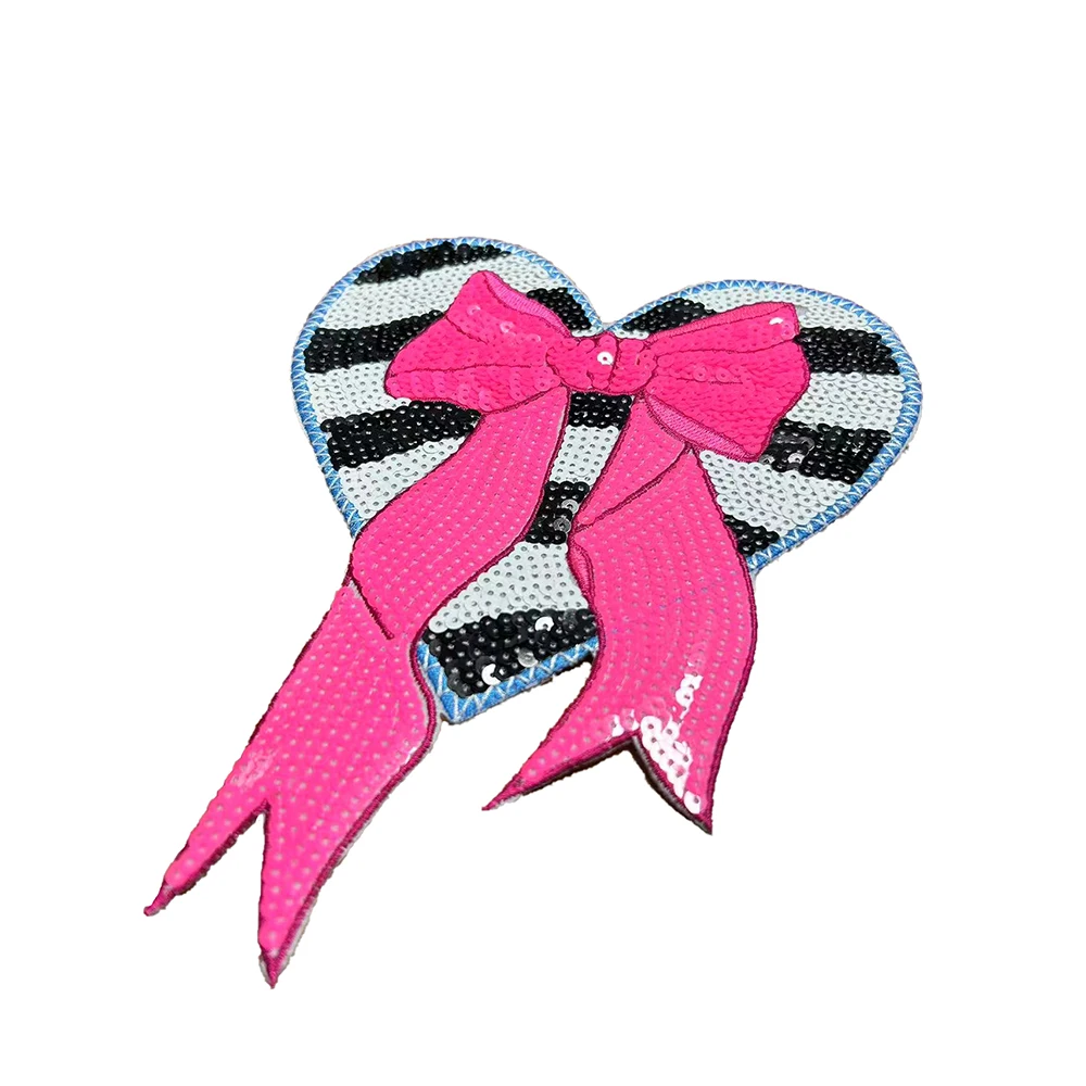 One Piece Embroidery Sequins, Large Iron On Heart-shaped Bow Embroidered Patch, Fashionable Retro DIY Clothing Accessories view 4
