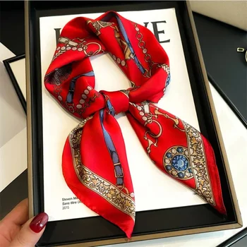 1PCS Red Luxury Chain Print Small Square Scarf Simulated Silk Thin Neck Scarf Fashion Sunscreen Headscarf Women 70x70cm