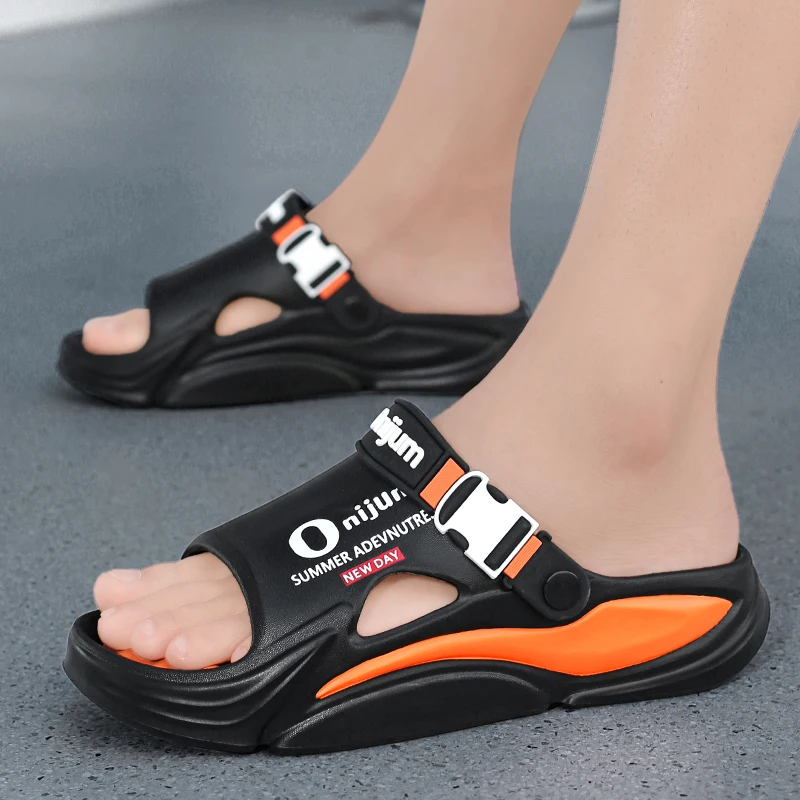Herren-Hausschuhe: Neue EVA Weiche Unisex Badesandalen, Hochwertige Niedliche Hausmarke, Lässige Luxus-Damensandalen, Design-Paar-Strandsandalen