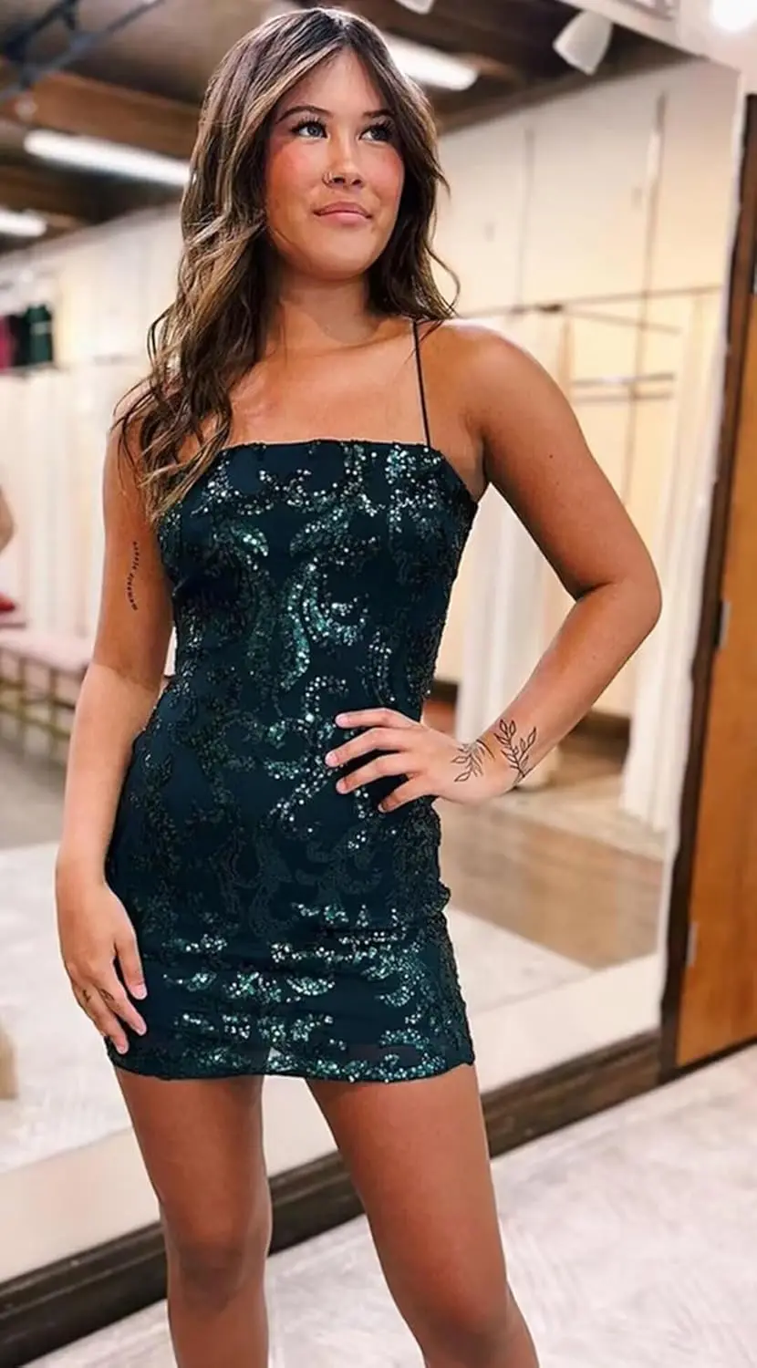 فساتين حفلات العودة للوطن بحمالات رفيعة ترتر للنساء، رقبة مربعة لامعة، قصيرة ضيقة، فساتين كوكتيل رسمية فوق الركبة، صغيرة