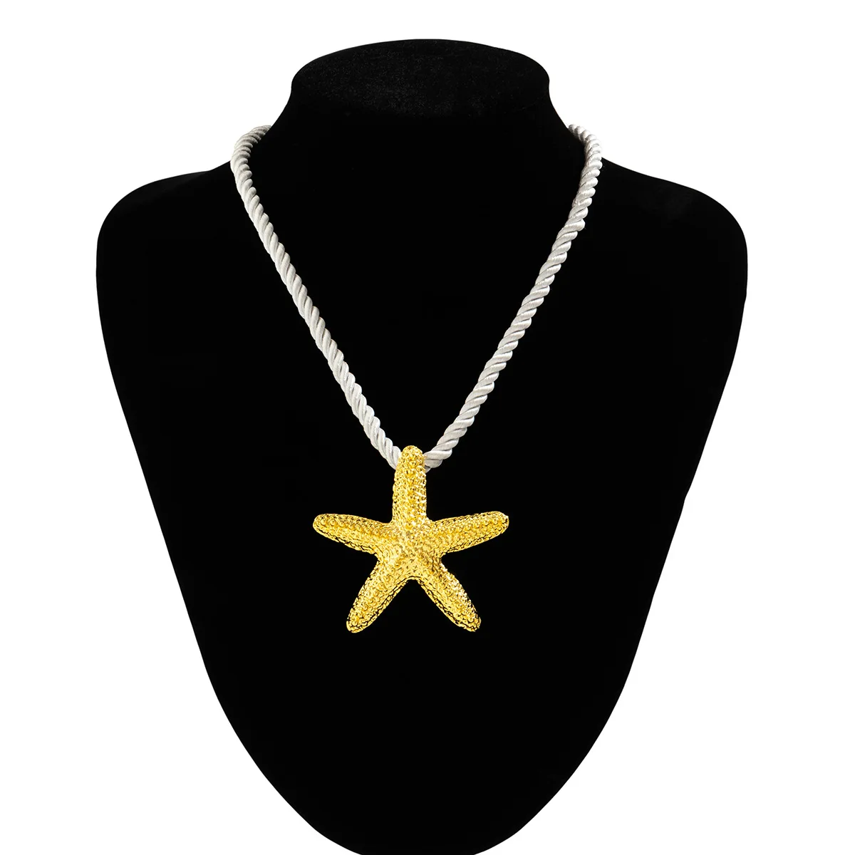 Exaggerated Big Starfish Pendant Necklace for Women Punk White Thick Rope Chain Choker Necklace Party Jewelry