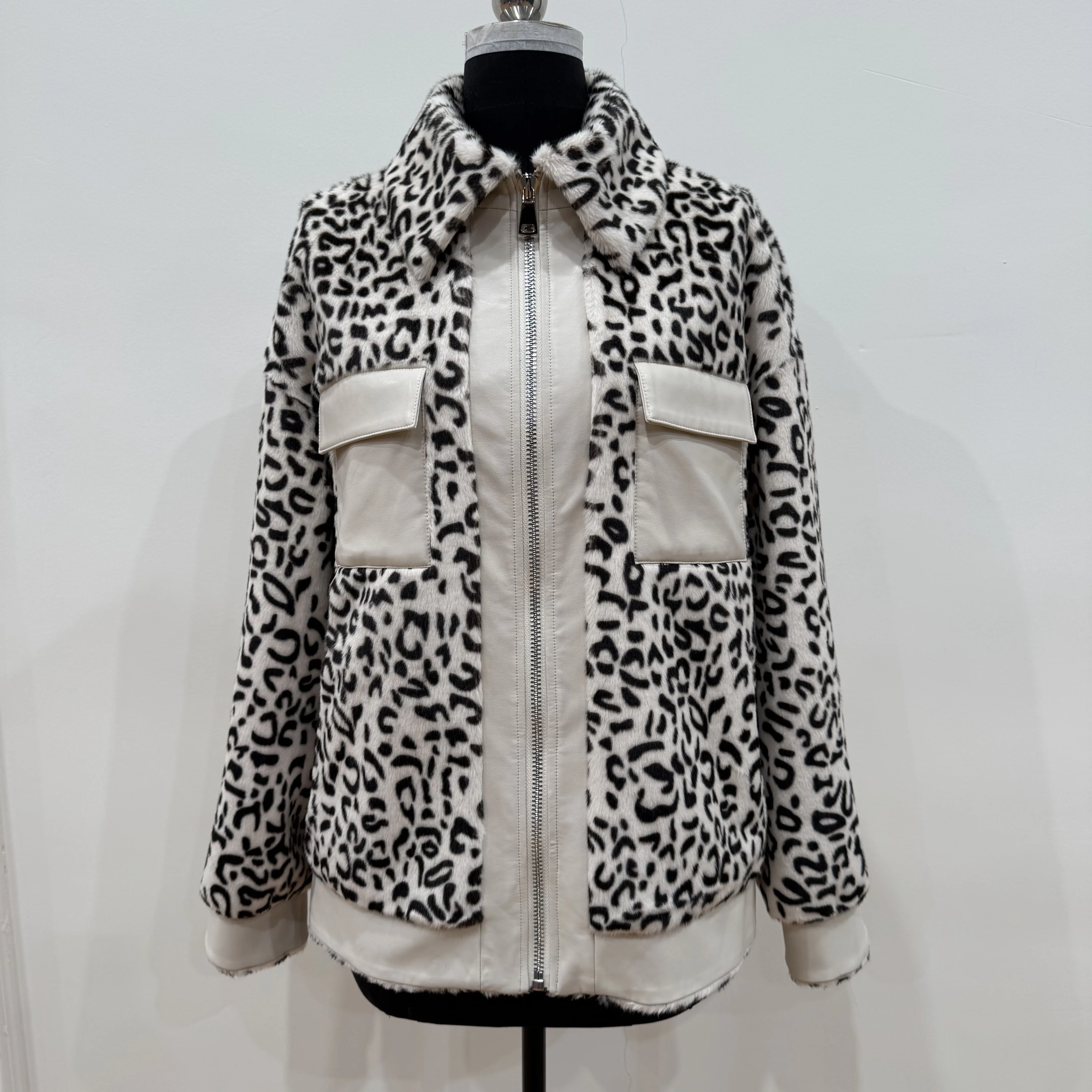 Bo cui Damen-Jacke mit Leopardenmuster, Revers und Reißverschluss, lockerer, langärmliger, modischer, gespleißter Pelzmantel für Herbst und Winter