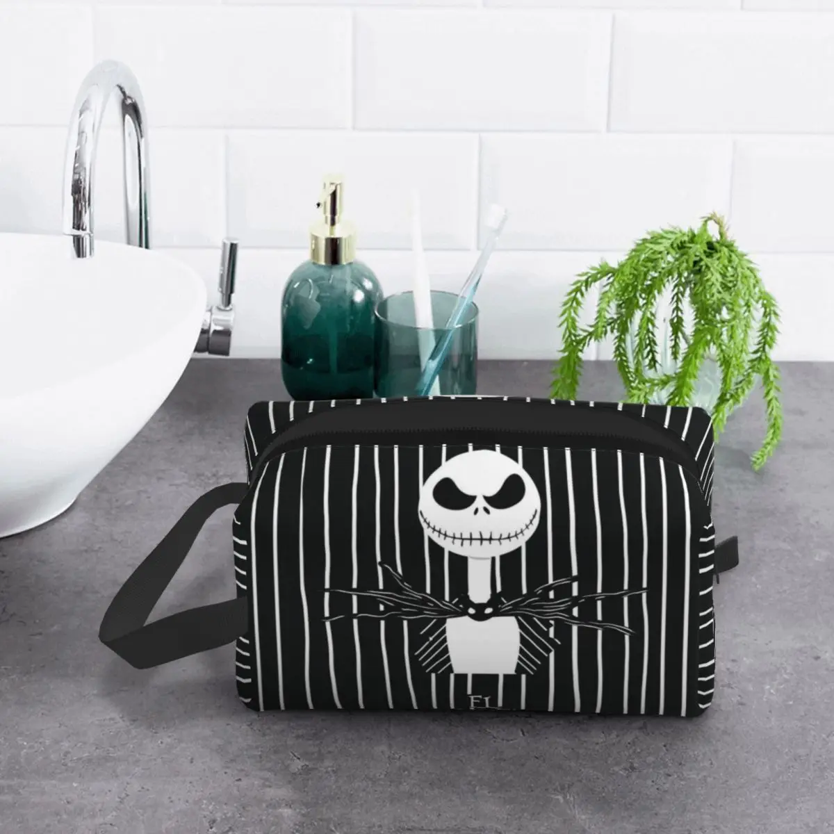 Custom Tim Burton Christmas Travel Cosmetic Bag Halloween Skull Jack Toiletry Makeup Organizer Ladies Beauty Storage Dopp Kit