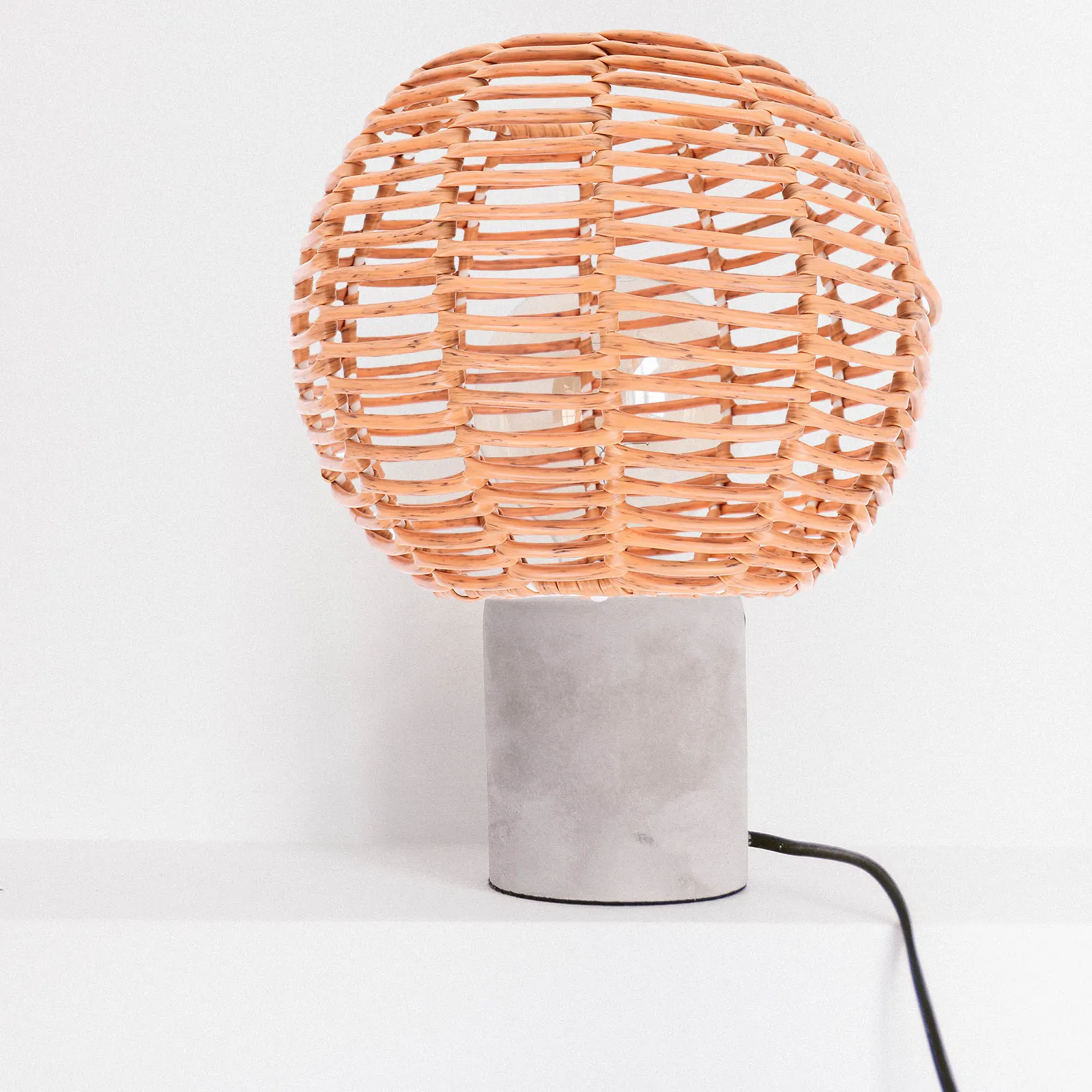 

Retro Woven Pendant Light Cover Faux Rattan Boho Lamp Shade Decorative Ceiling Light Lampshade for Living Room Bedroom