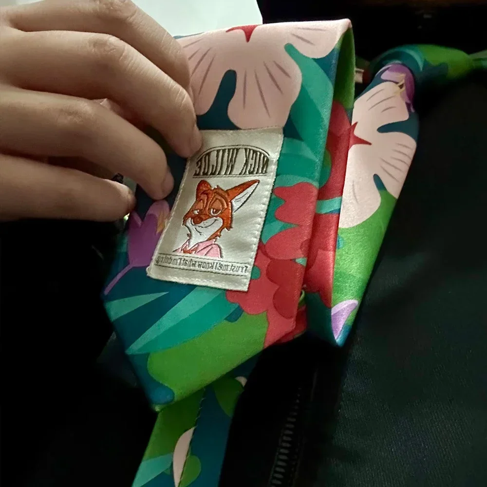 เนคไทลายการ์ตูนสุดเก๋สไตล์นิคจากซูโทเปีย ของตกแต่งลำลอง ดีไซน์น่ารักสไตล์สาวหวาน เหมาะสำหรับงานปาร์ตี้ คอสเพลย์ ของขวัญคริสต์มาส