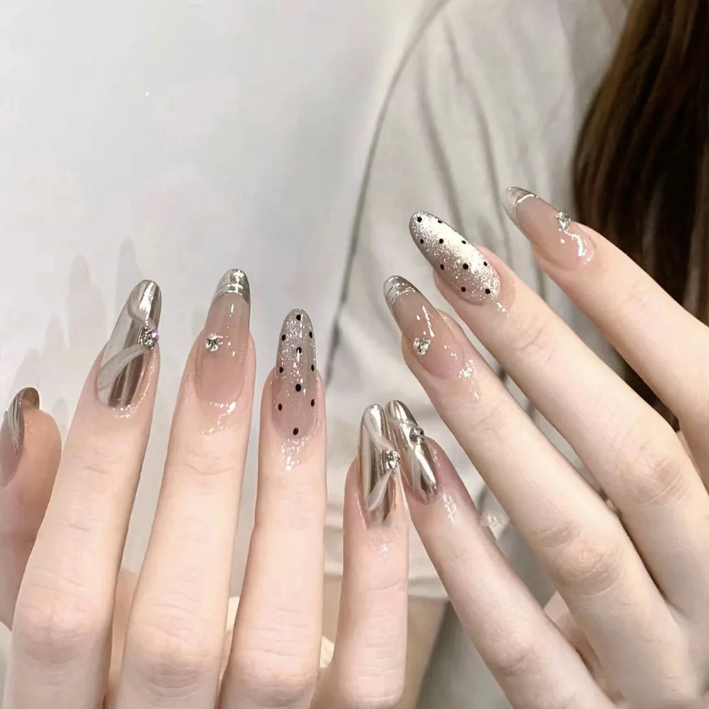 24 Uds. De uñas postizas francesas con flor de mariposa, prensa de almendra en las uñas, cobertura completa, uñas postizas de moda, lunares desnudos dulces para niñas