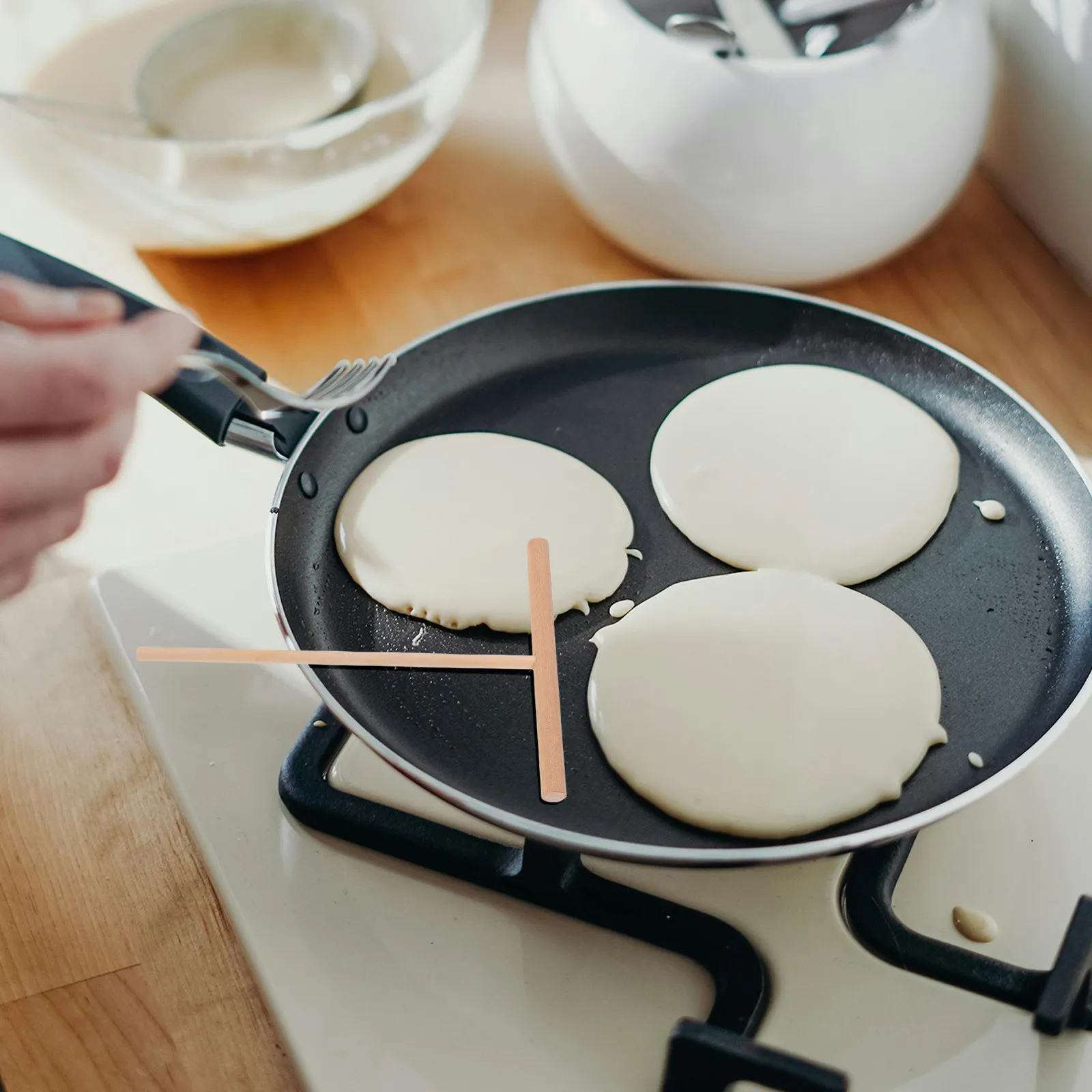 Wooden Crepe Spreader for Uniform Batter Distribution – Thin Crepes & Pancakes – Professional Kitchen Utensil