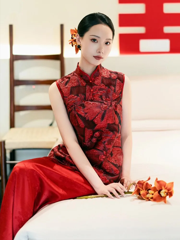 

New Chinese-style wedding dress for brides thin women