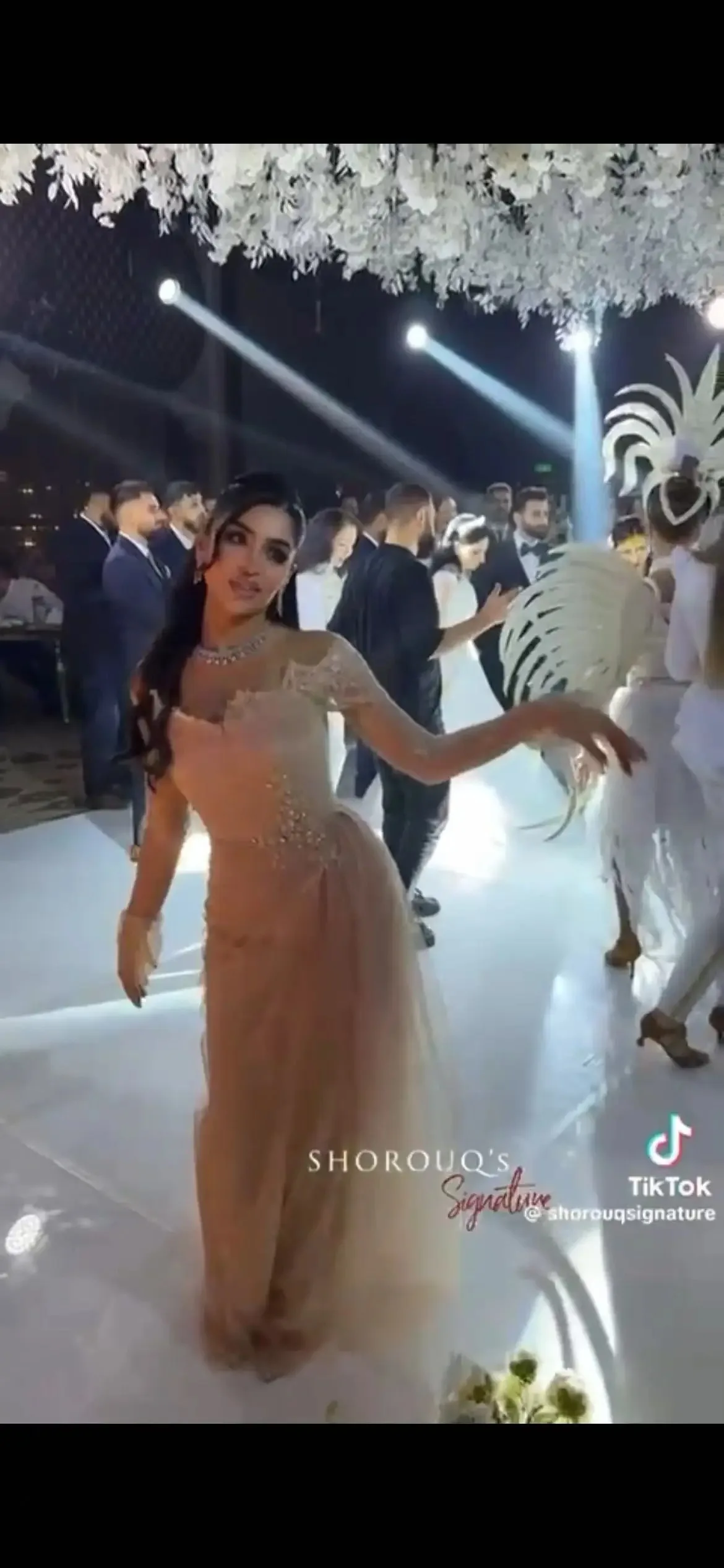 Adeli 맞춤형 사우디 인어 댄스 파티 드레스 긴 소매 레이스 크리스탈 디테일 바닥 길이 정장 이브닝 파티 가운 vestido