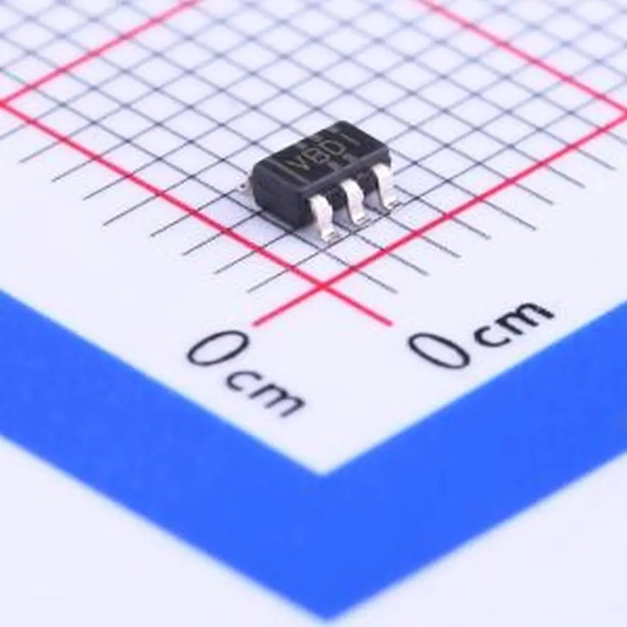 5PCS/LOT TLV3401IDBVR (Linear Comparators)