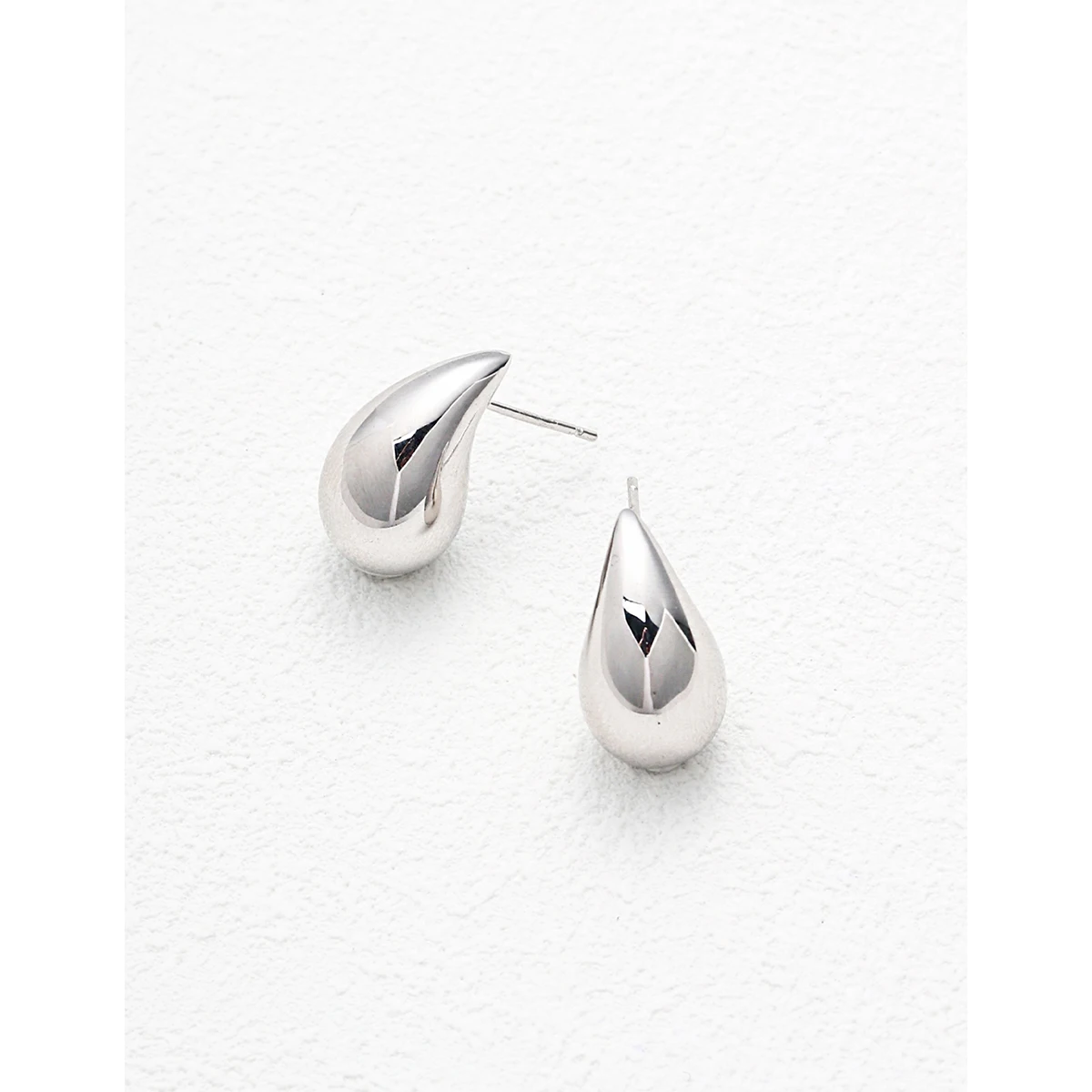 NEW ​ Full Body S925 Pure Silver Earrings With European and American Style 102046