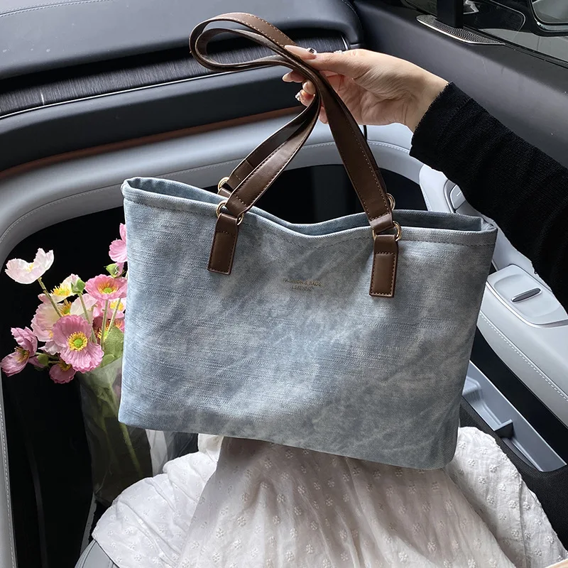

2025 Women's Designer Tote Bag - Large Capacity Canvas Shoulder Bag for Work & Casual, Trendy Minimalist Purse.