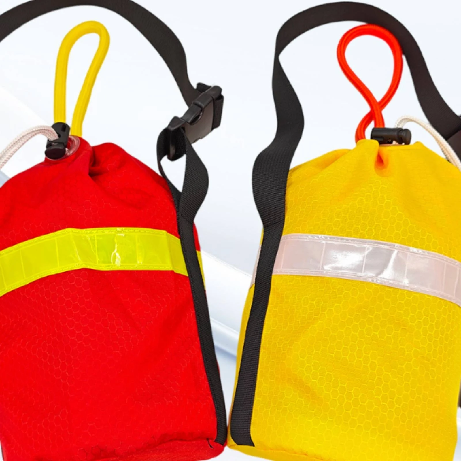 Water Rescue Throw Bag Rapid Deployment Rescue Throw Bag Safety Gear Lightweight Portable for First Responders, Boating