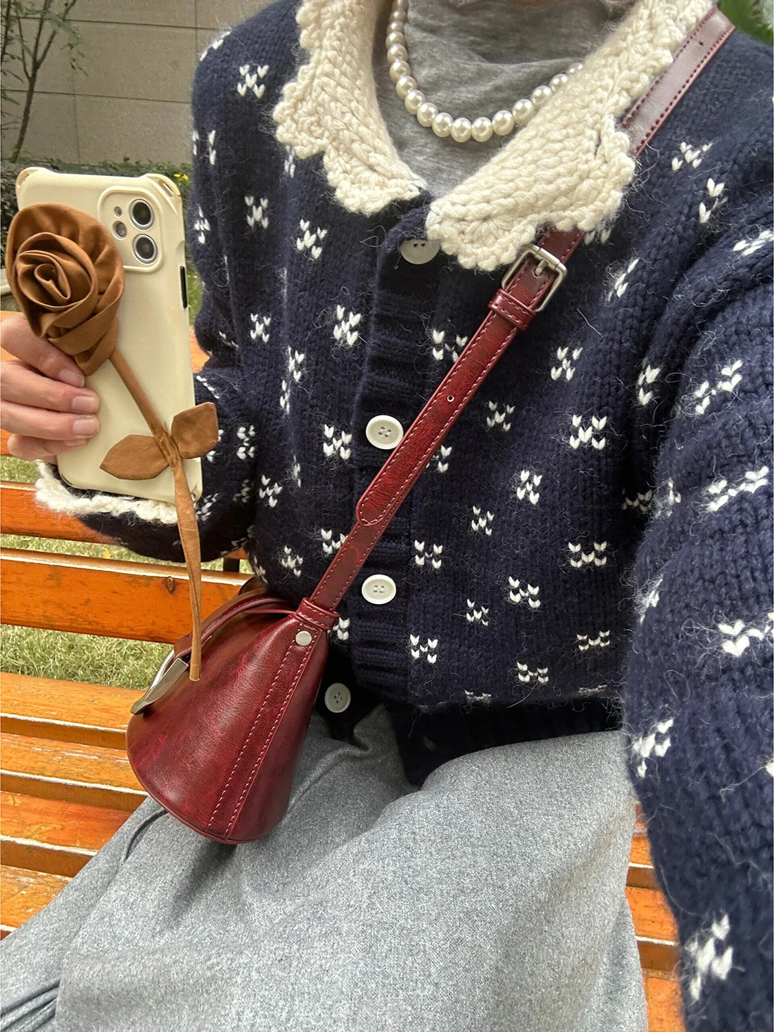 Retro Doll Collar Floral Knitted Open Cardigan Women's Loose ort Sle Inner Wear Sweater Top for Autumn Winter New Arrival