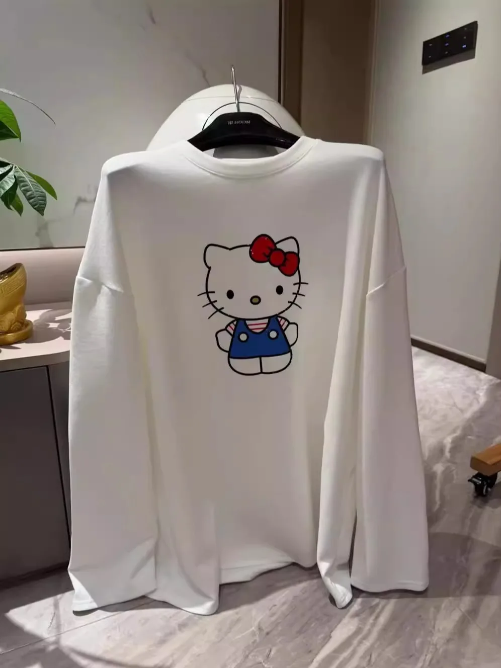 Camiseta Larga de Manga Larga con Estampado de Dibujos Animados, Estilo Coreano, Informal, para Mujer, Color Blanco, Cuello Redondo, Ajuste Holgado, Nueva Colección Otoño Invierno de Dongda Gate